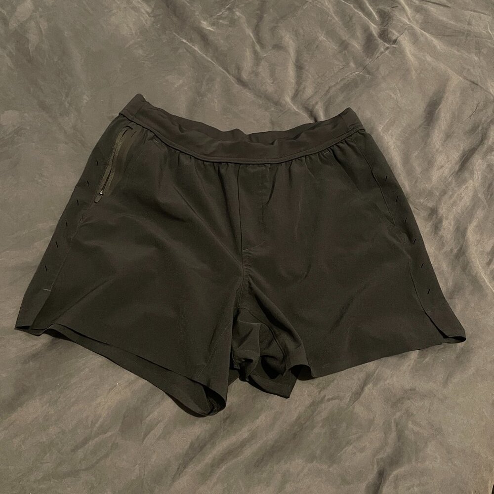 TEN THOUSAND Interval Short Mens Athletic Shorts 5 Inch Inseam Medium Black